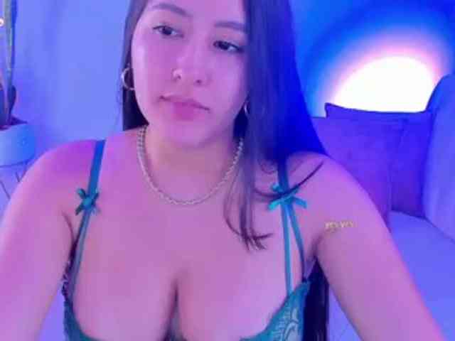 megan-cooper28 webcam