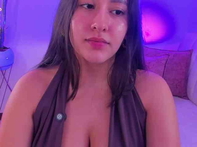 megan-cooper28 webcam