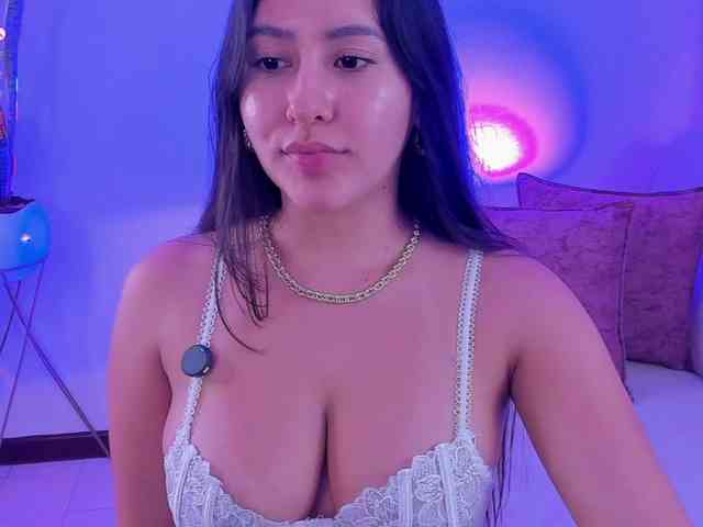 megan-cooper28 webcam