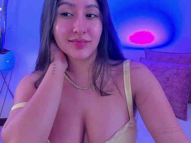 megan-cooper28 webcam
