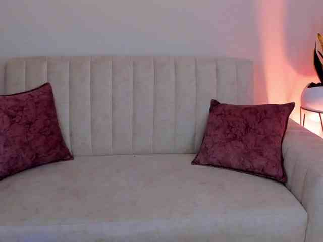 megan-cooper28 webcam