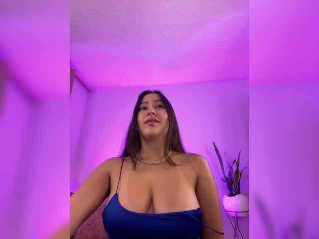 megan-cooper28 webcam