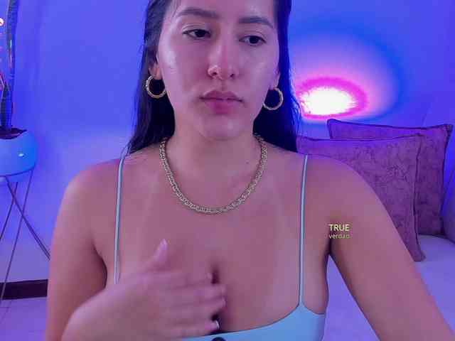 megan-cooper28 webcam