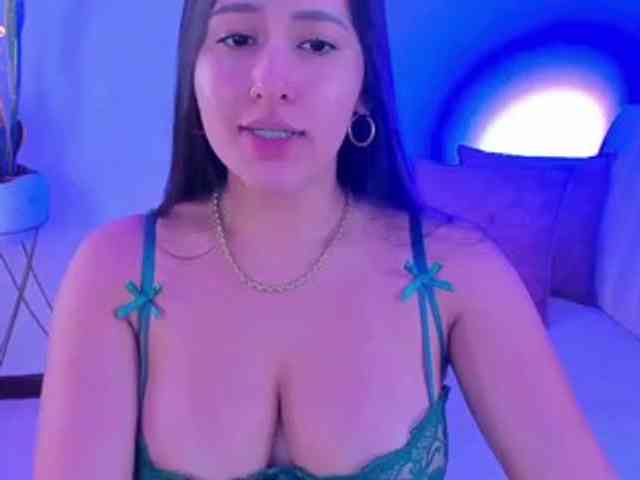 megan-cooper28 webcam