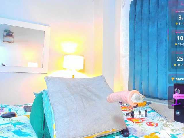 sarayhorny69 live cam on BongaCams
