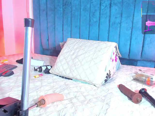 sarayhorny69 live cam on BongaCams