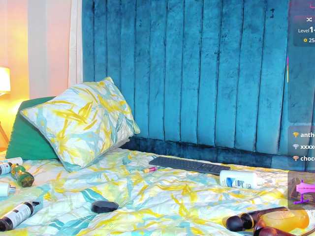 sarayhorny69 live cam on BongaCams