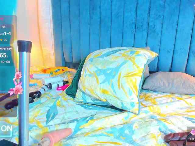 sarayhorny69 webcam