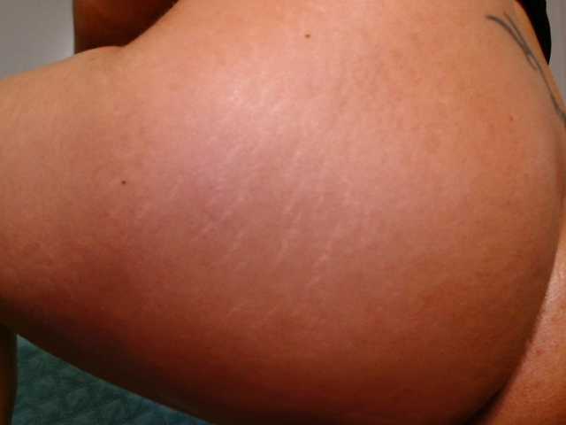 Freyaamore live cam on BongaCams