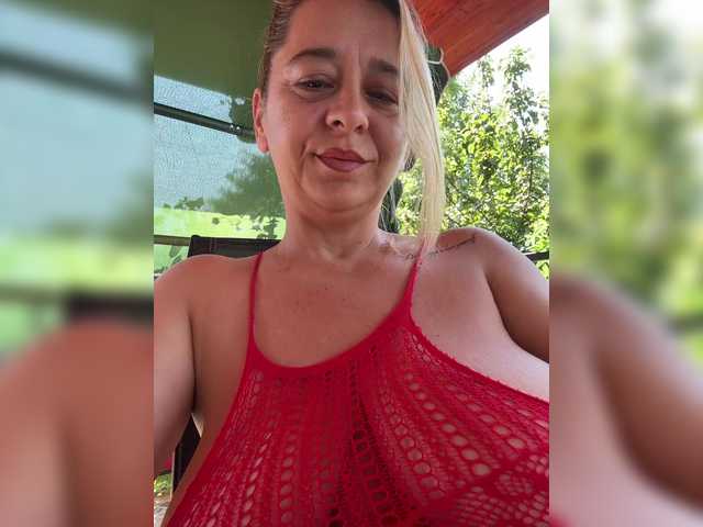 Freyaamore Live Cam on BongaCams