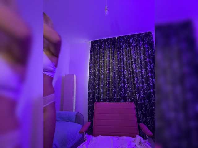 Freyaamore live cam on BongaCams
