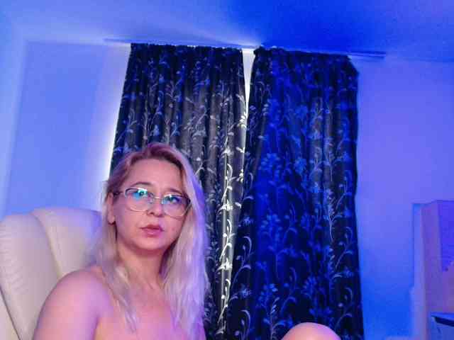 Freyaamore webcam