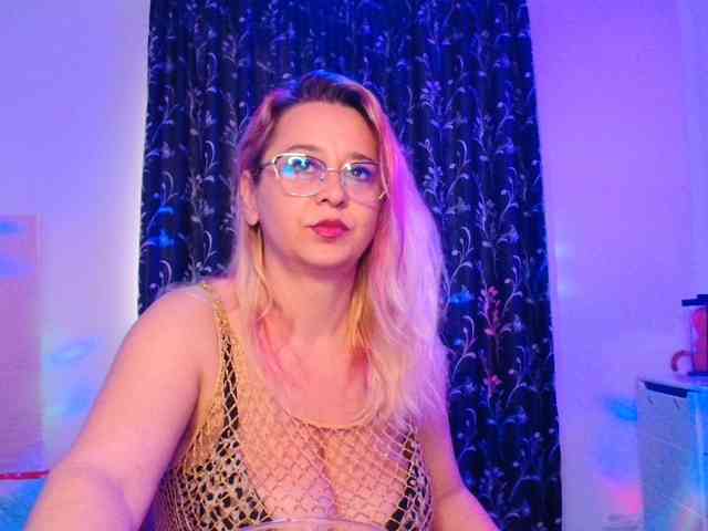 Freyaamore webcam