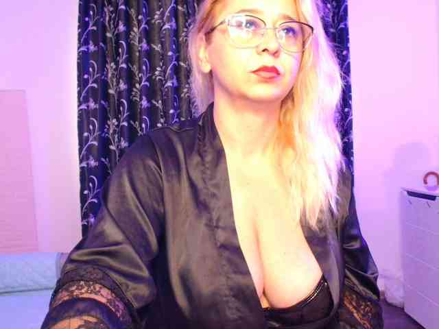 Freyaamore webcam