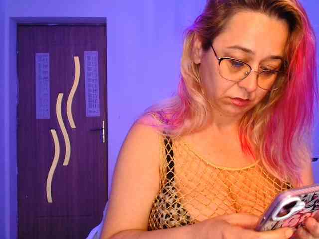 Freyaamore webcam