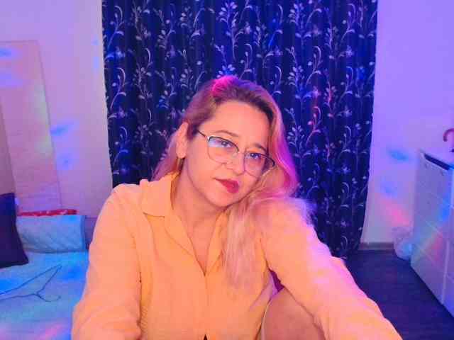 Freyaamore webcam