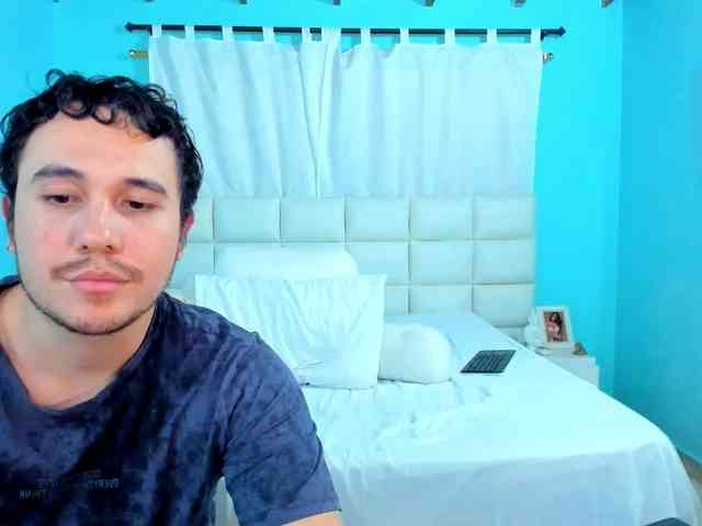 sweet-couple-latin webcam