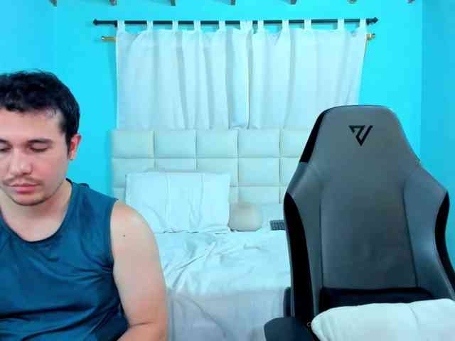 sweet-couple-latin webcam