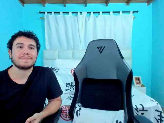 sweet-couple-latin webcam