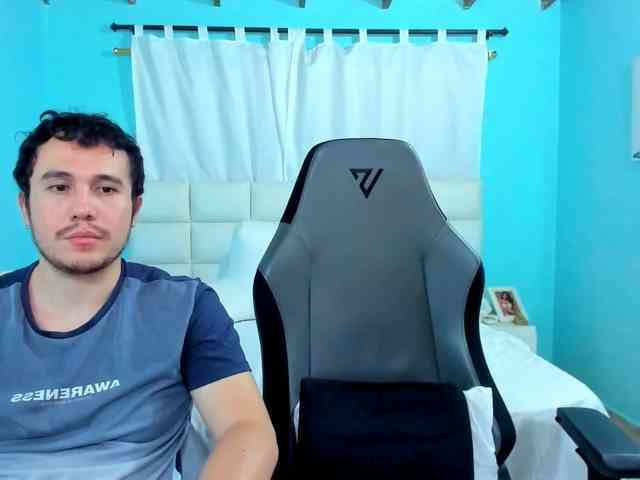sweet-couple-latin webcam