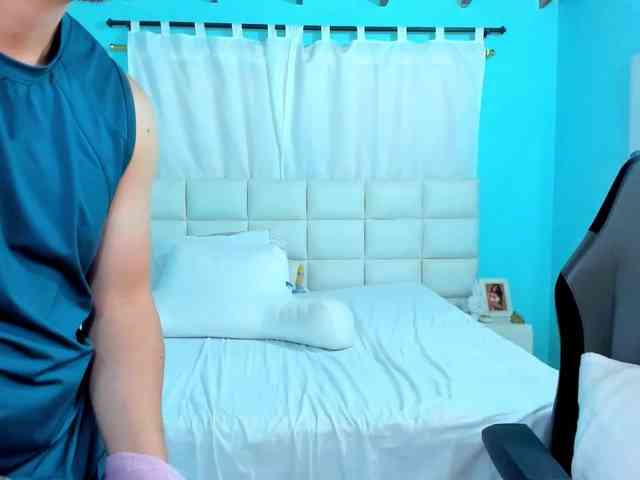 sweet-couple-latin webcam