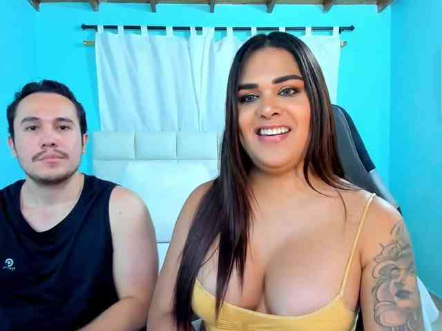 sweet-couple-latin webcam