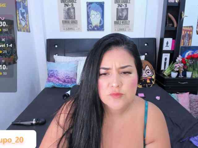 LILYLUNAPOTTER webcam