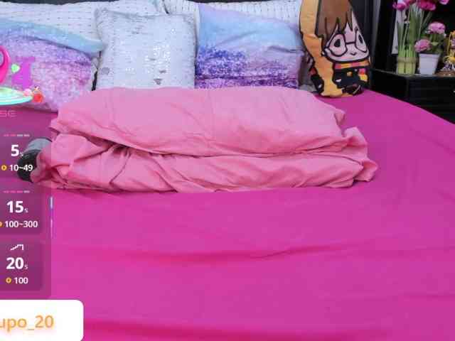 LILYLUNAPOTTER webcam