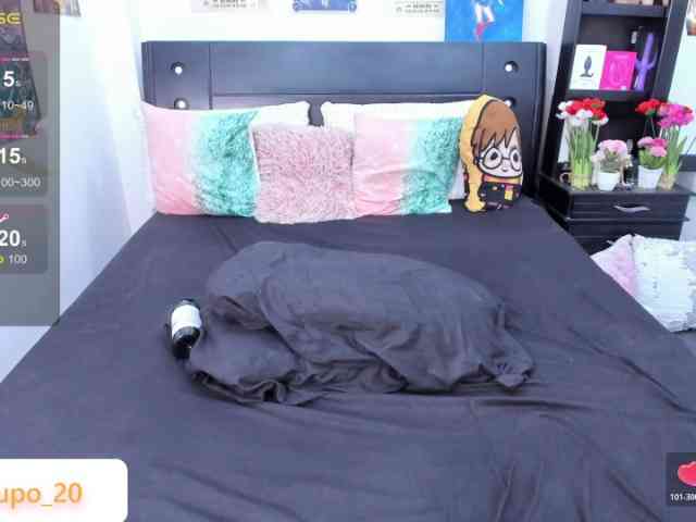 LILYLUNAPOTTER webcam