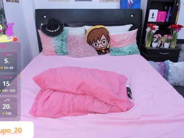 LILYLUNAPOTTER webcam