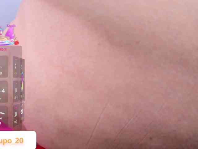 LILYLUNAPOTTER webcam