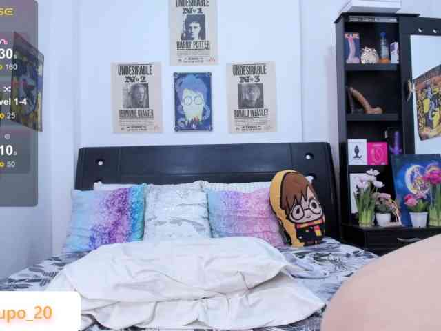 LILYLUNAPOTTER webcam