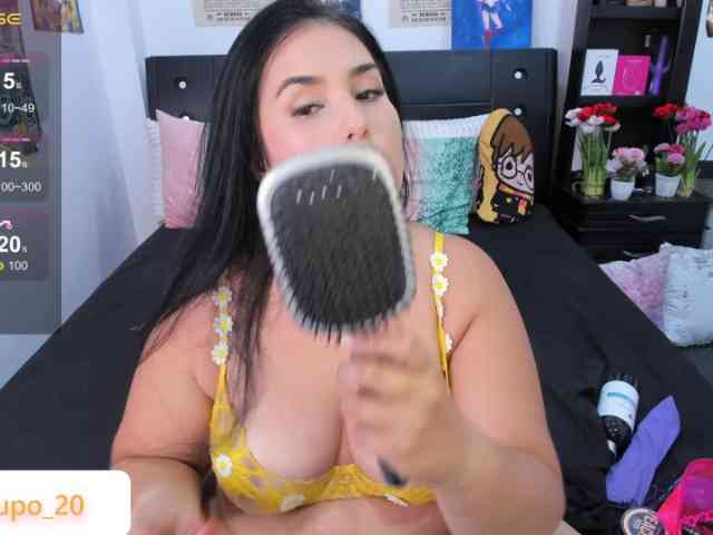 LILYLUNAPOTTER webcam