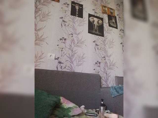 Milenka03 live cam on BongaCams