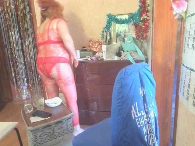 LadaMay webcam