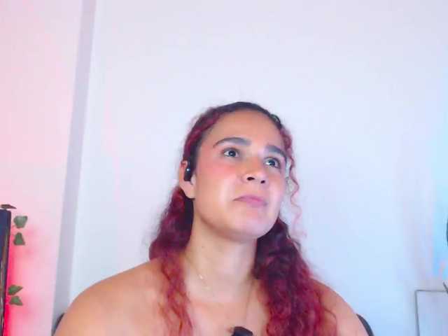 Bikergiirl live webcam show