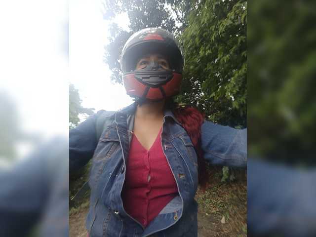 Bikergiirl