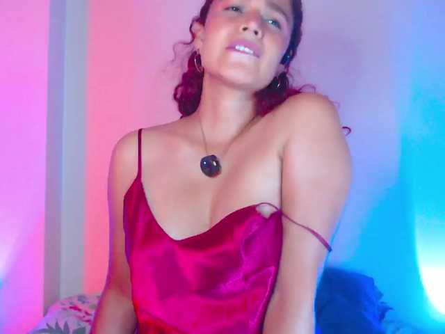 Bikergiirl — live female cam