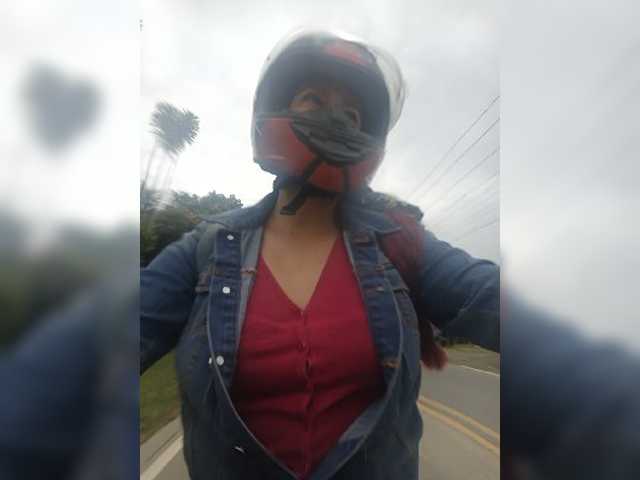Bikergiirl