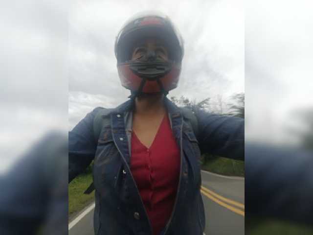 Bikergiirl