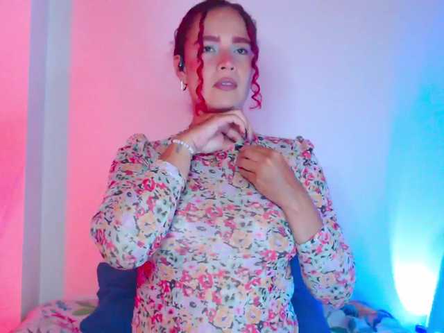 Bikergiirl live cam preview