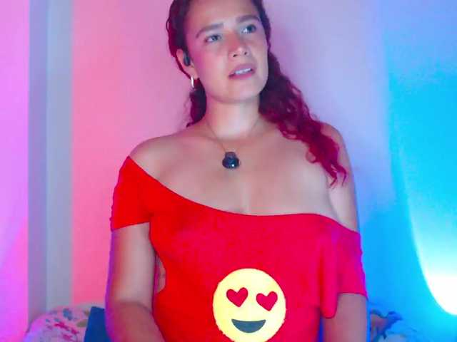Bikergiirl — live female cam