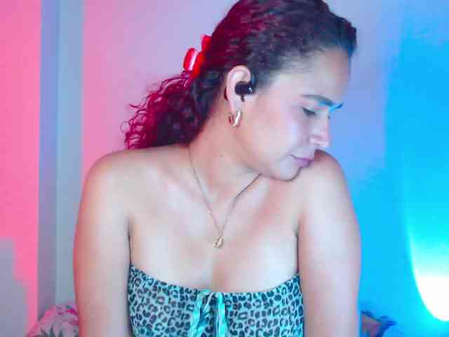 Bikergiirl webcam