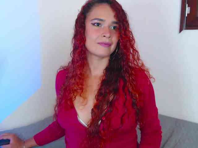 Bikergiirl webcam