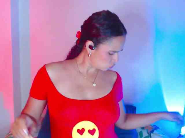 Bikergiirl webcam