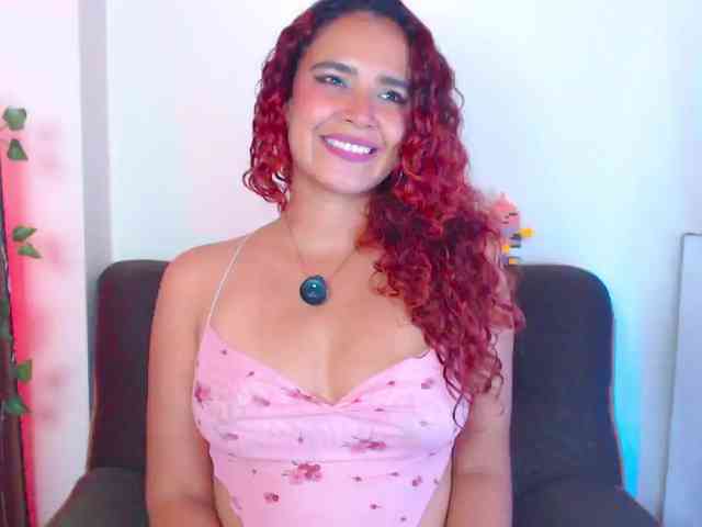 Bikergiirl webcam