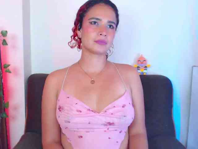 Bikergiirl webcam
