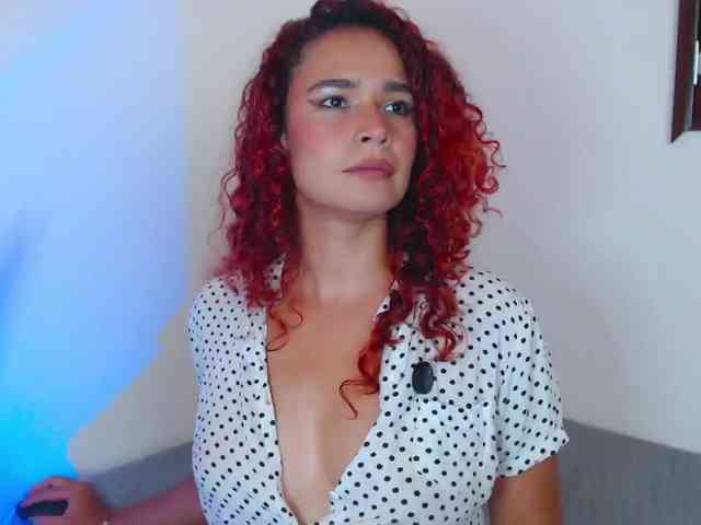 Bikergiirl webcam