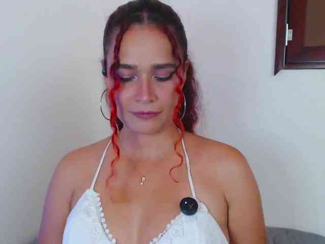 Bikergiirl webcam