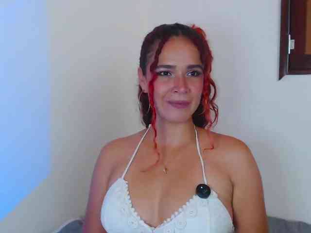 Bikergiirl webcam